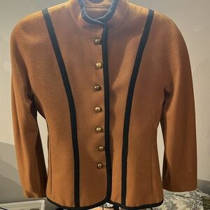 Guy laroche blazer set